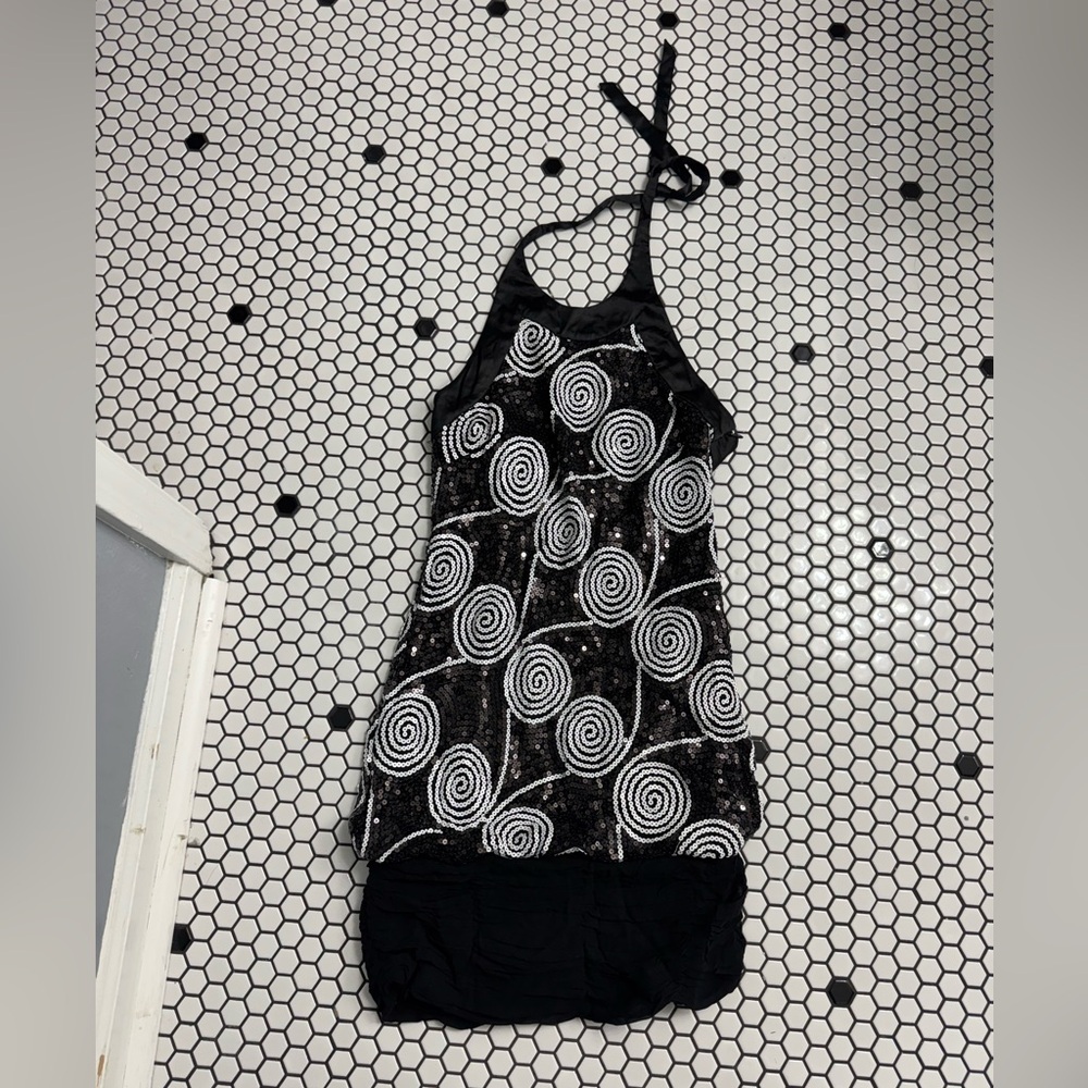 Cache Elegant Black halter sequined Dress size 8